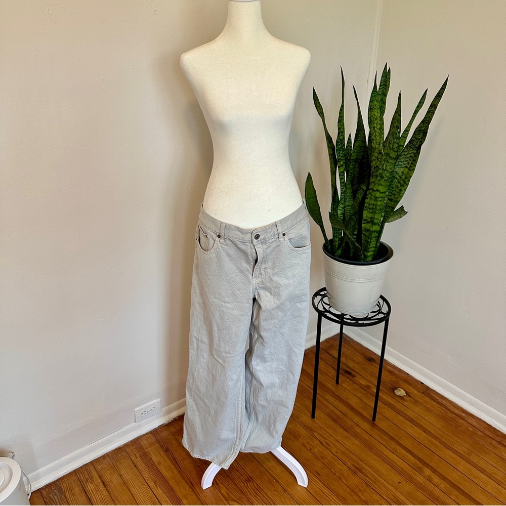 Abercrombie & Fitch Light Gray Wide Leg Jeans